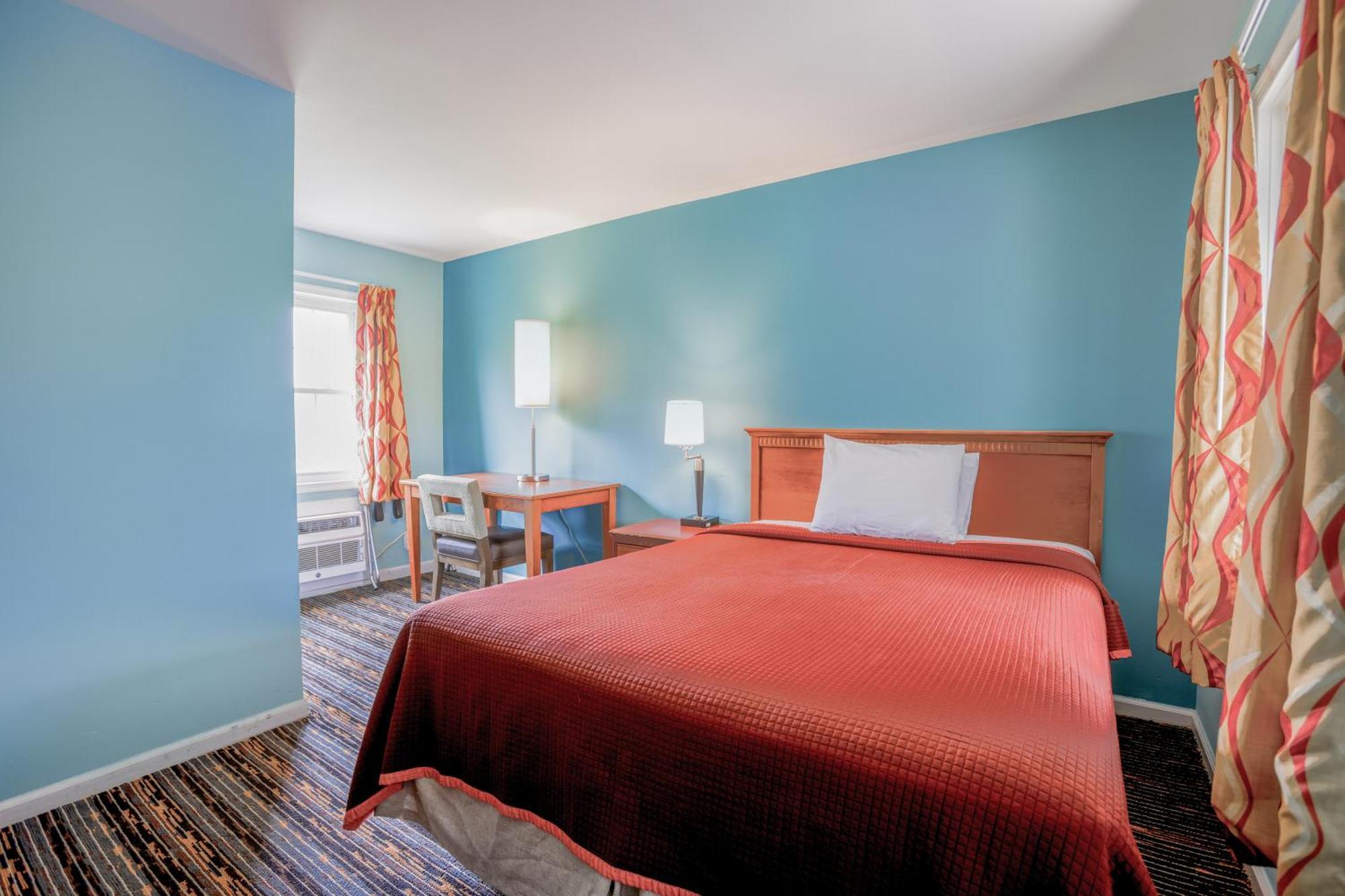 Relax Inn By Oyo Natural Bridge I-81 Exterior photo
